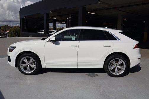 2023 Audi Q8 55 Premium