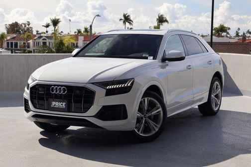 2023 Audi Q8 55 Premium