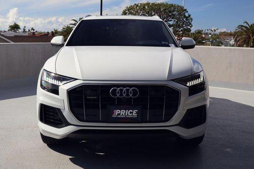 2023 Audi Q8 55 Premium