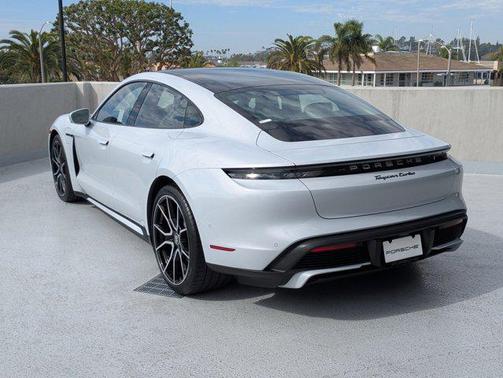 2024 Porsche Taycan Turbo
