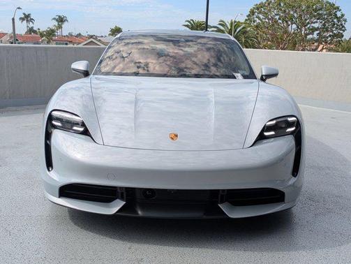 2024 Porsche Taycan Turbo