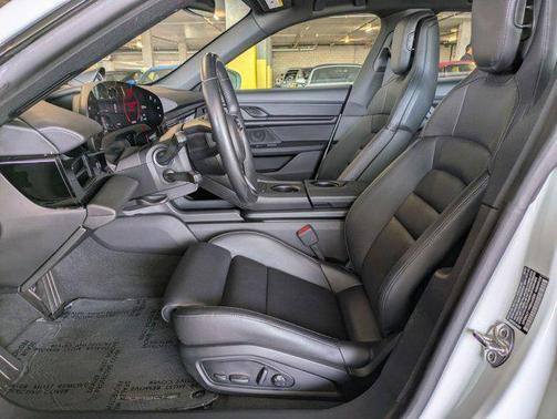 2024 Porsche Taycan 4