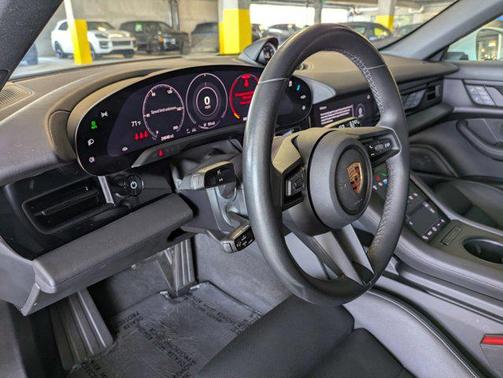 2024 Porsche Taycan 4