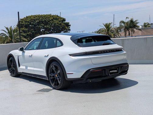 2024 Porsche Taycan 4