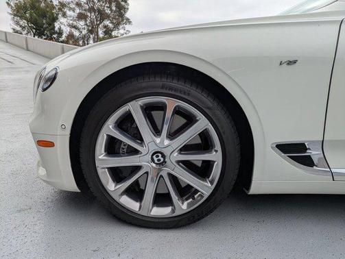 2022 Bentley Continental GT V8