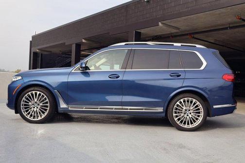 2022 BMW X7 xDrive40i