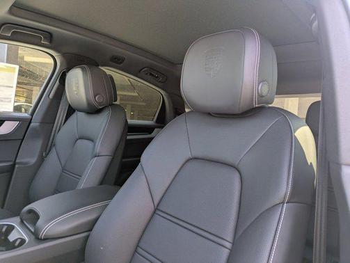 2025 Porsche Cayenne Cayenne