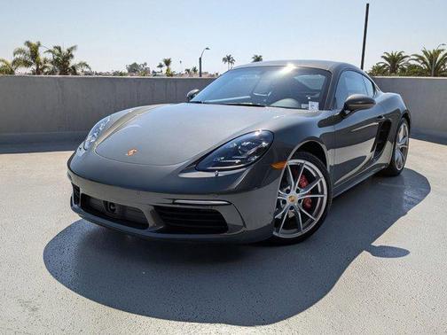 2025 Porsche 718 Cayman S