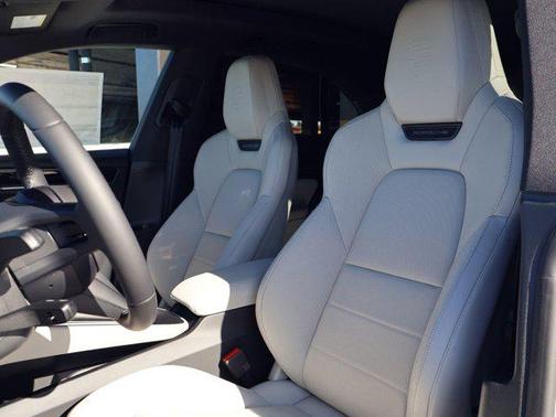 2026 Porsche Macan Electric