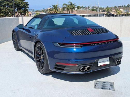 2021 Porsche 911 Targa 4S