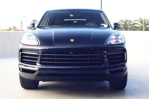 2023 Porsche Cayenne Platinum Edition