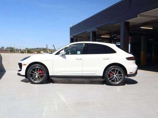 2023 Porsche Macan S