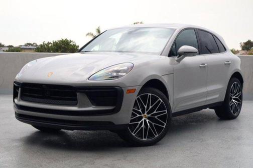2026 Porsche Macan AWD