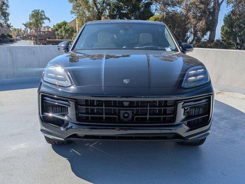 2025 Porsche Cayenne Turbo