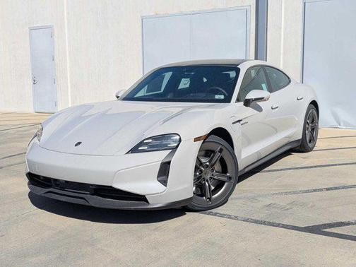 2025 Porsche Taycan Turbo