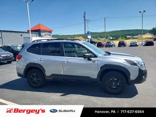 Ice Silver Metallic 2022 Subaru Forester Wilderness