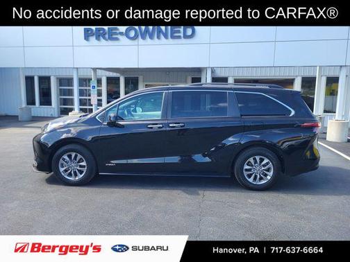 2021 Toyota Sienna XLE 7 Passenger