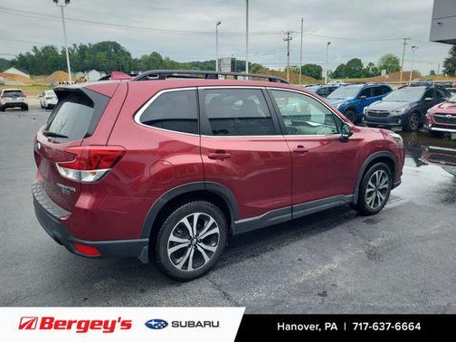 Crimson Red Pearl 2022 Subaru Forester Limited