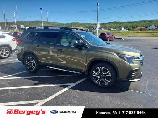 Autumn Green Metallic 2026 Subaru Ascent Limited 8-Passenger