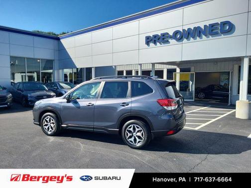 2022 Subaru Forester Premium