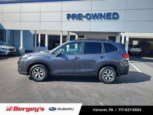 2022 Subaru Forester Premium