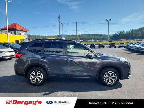 2022 Subaru Forester Premium
