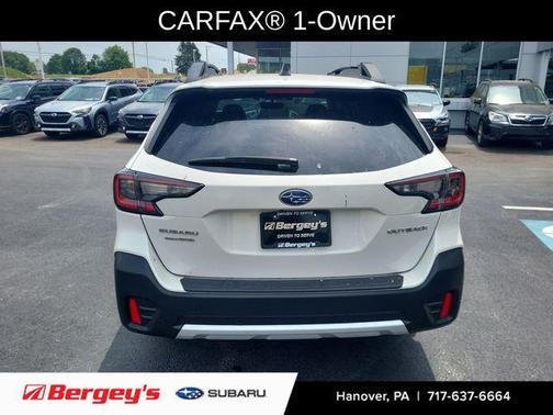 Crystal White Pearl 2022 Subaru Outback Limited