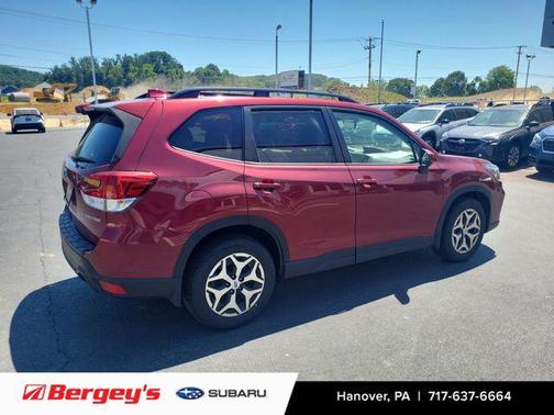 Crimson Red Pearl 2019 Subaru Forester Premium