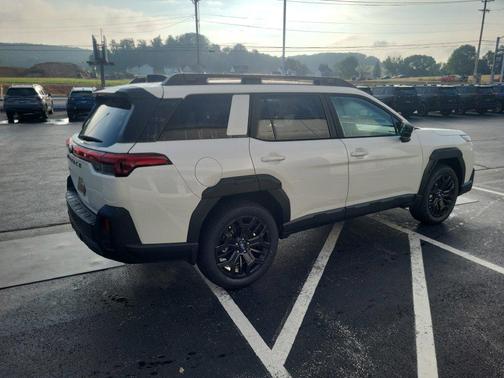 Crystal White Pearl 2026 Subaru Outback Limited XT
