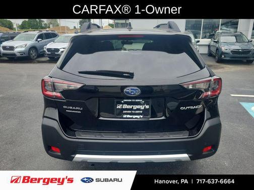 Crystal Black Silica 2024 Subaru Outback Limited