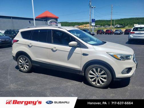 WHITE PLATINUM MET TRI-COAT 2018 Ford Escape Titanium
