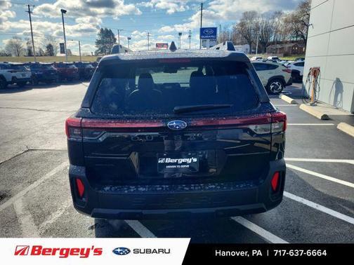 Crystal Black Silica 2026 Subaru Outback Touring XT