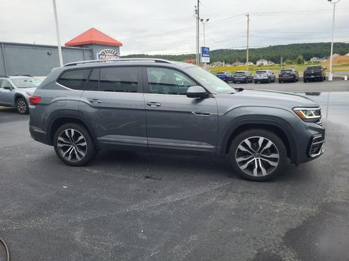 Gray 2021 Volkswagen Atlas 3.6L SEL