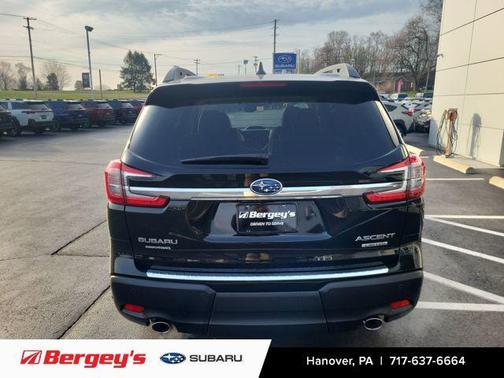 Crystal Black Silica 2026 Subaru Ascent Limited 7-Passenger