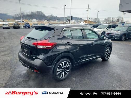 2019 Nissan Kicks SR