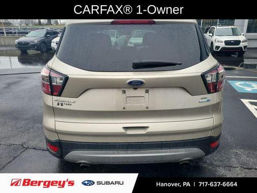 WHITE GOLD METALLIC 2017 Ford Escape SE
