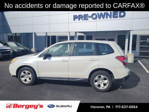 Satin White Pearl 2014 Subaru Forester 2.5i