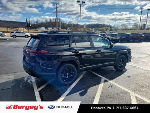 Crystal Black Silica 2026 Subaru Outback Limited