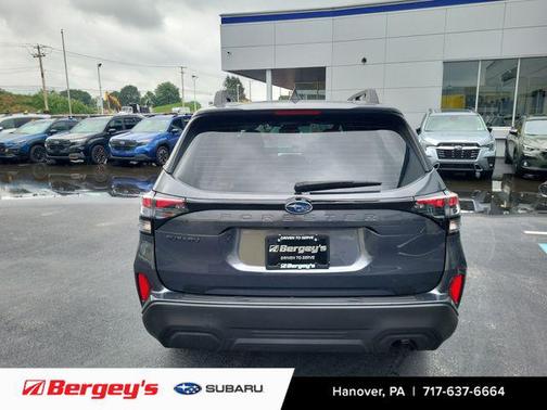 Magnetite Gray Metallic 2025 Subaru Forester Base