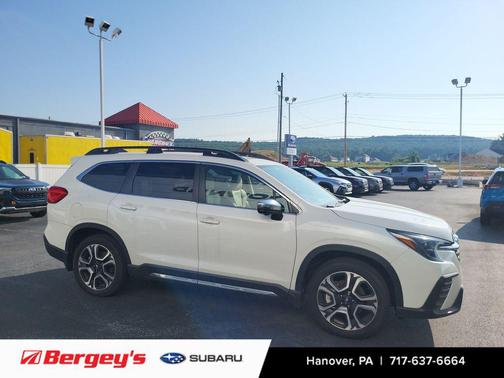 Crystal White Pearl 2023 Subaru Ascent Limited 7-Passenger
