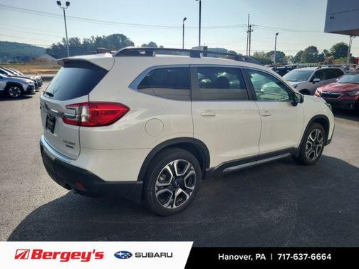 Crystal White Pearl 2023 Subaru Ascent Limited 7-Passenger
