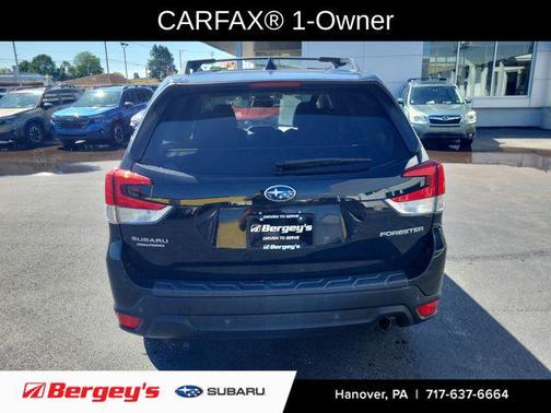 Crystal Black Silica 2019 Subaru Forester Limited