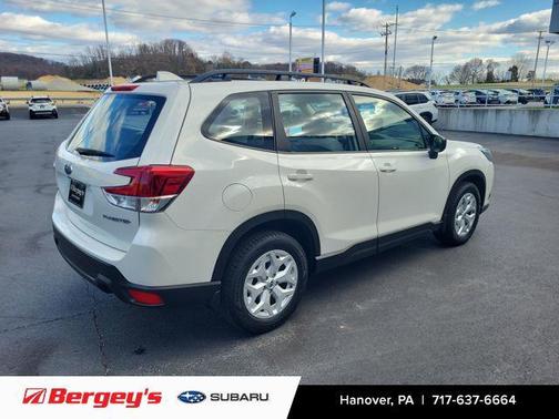 2022 Subaru Forester Base