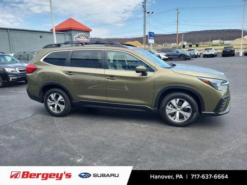 Autumn Green Metallic 2023 Subaru Ascent Premium 7-Passenger