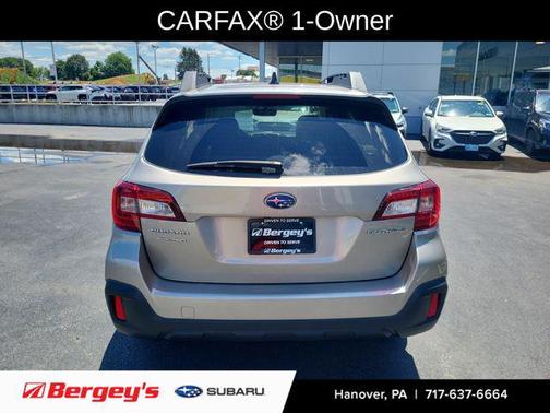Tungsten Metallic 2019 Subaru Outback 2.5i Premium