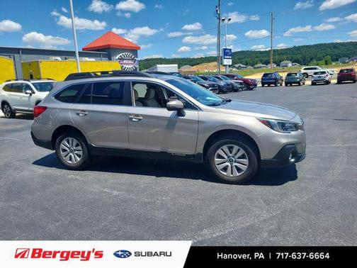 Tungsten Metallic 2019 Subaru Outback 2.5i Premium