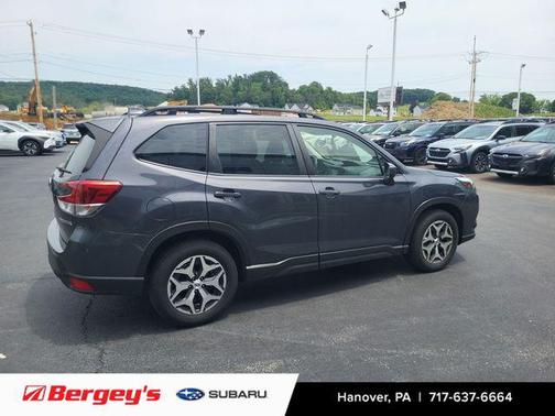 Magnetite Gray Metallic 2023 Subaru Forester Premium
