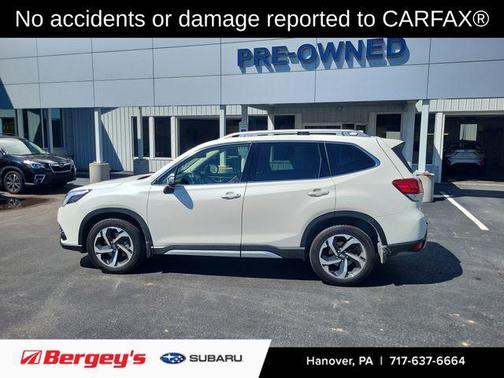 Crystal White Pearl 2023 Subaru Forester Touring