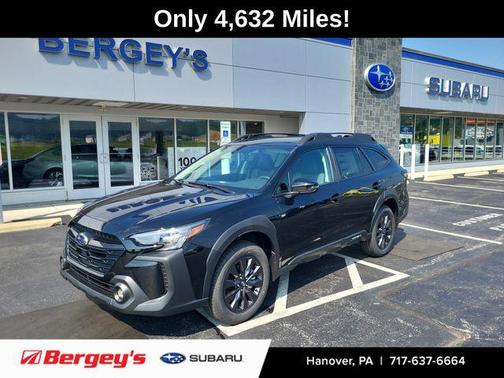 Crystal Black Silica 2025 Subaru Outback Onyx Edition