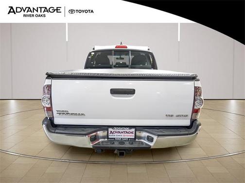 2015 Toyota Tacoma Base